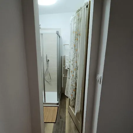 Castagno 2 Sentiero Del Viandante Apartman Bellano